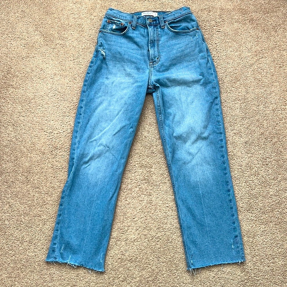 Abercrombie & Fitch The Ankle Straight Ultra High Rise Jeans